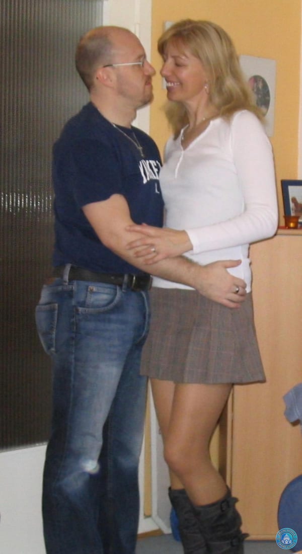 Fun couple looking for male friends