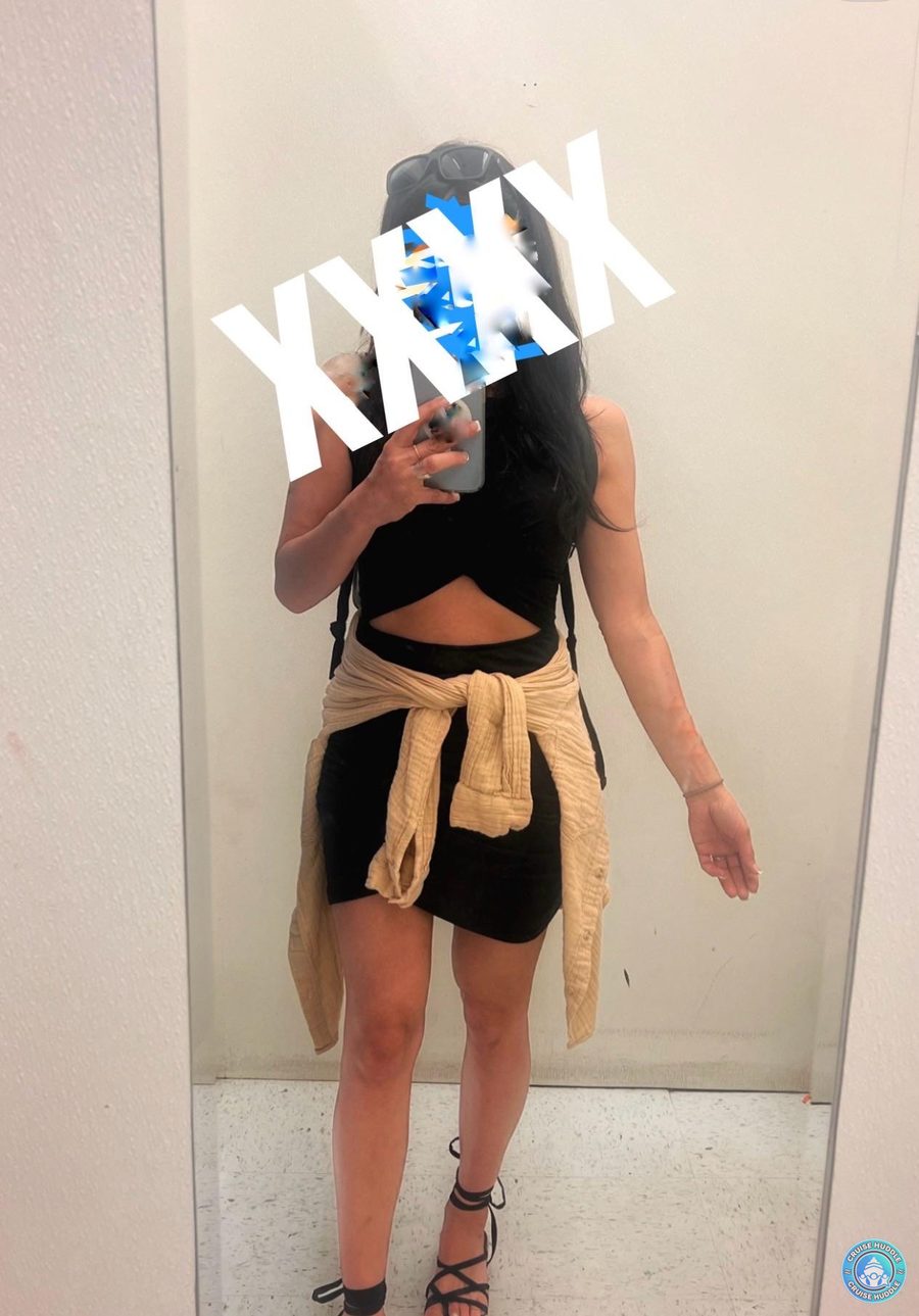 Looking for couples and males for hot swap play