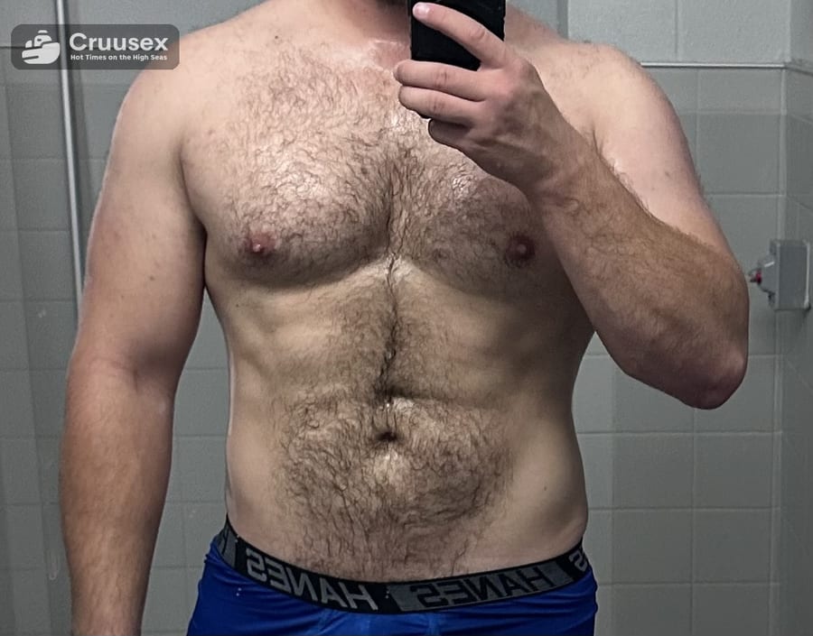 Looking for a couple or single women to have fun with every night behind closed doors.