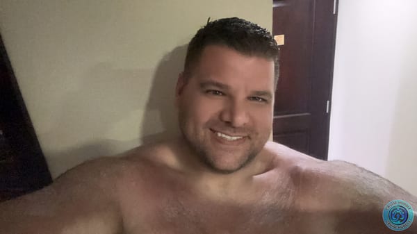 6’8” Male Looking For Party Friends