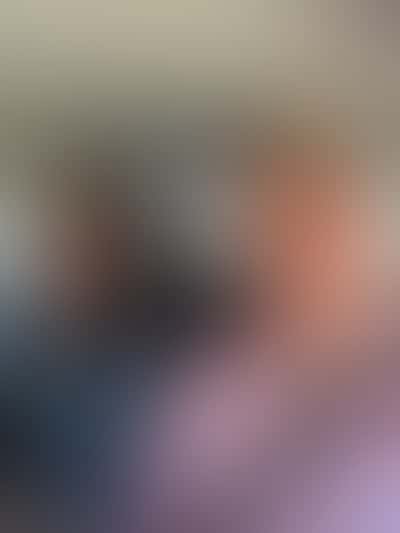 Looking for couples and single females