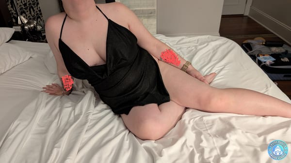 Look for solo travelers or couples to have discreet fun.